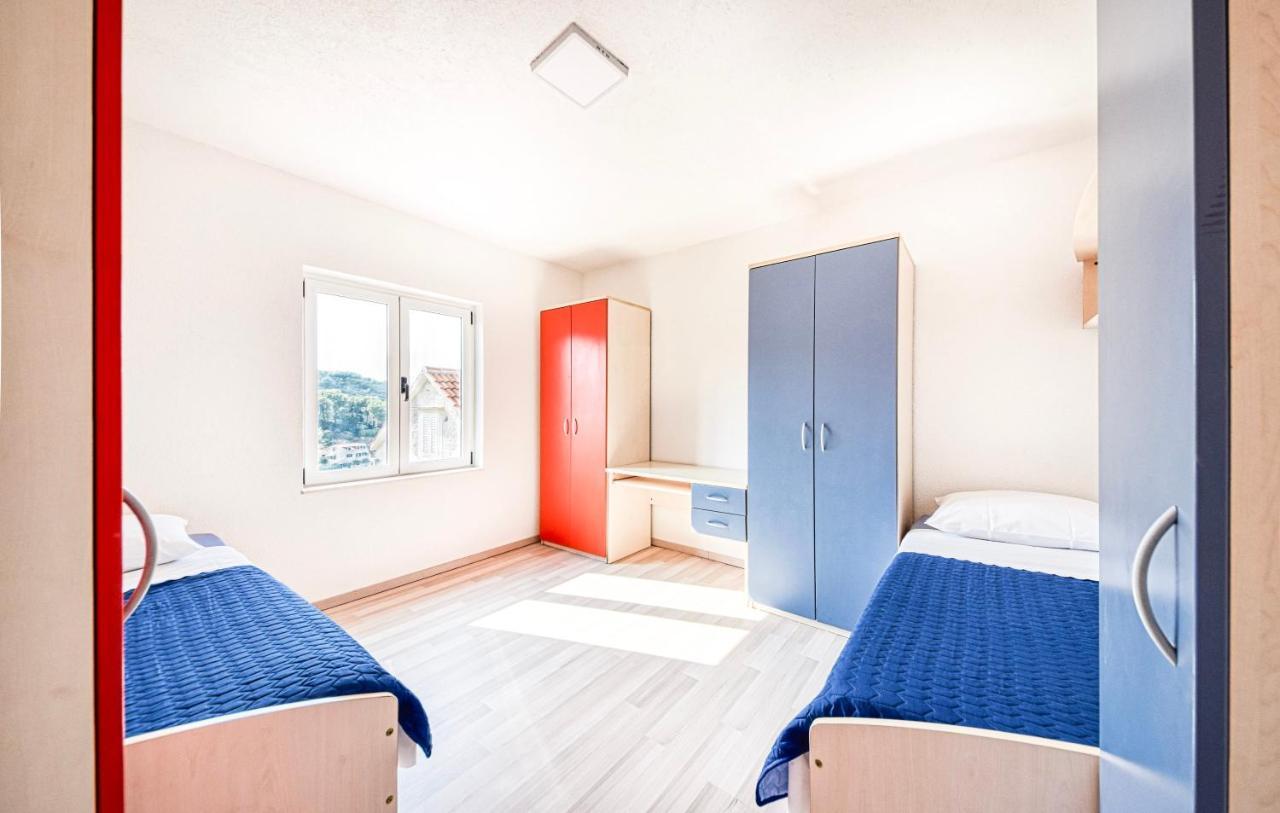 Apartman Andrej Povlja  Dış mekan fotoğraf